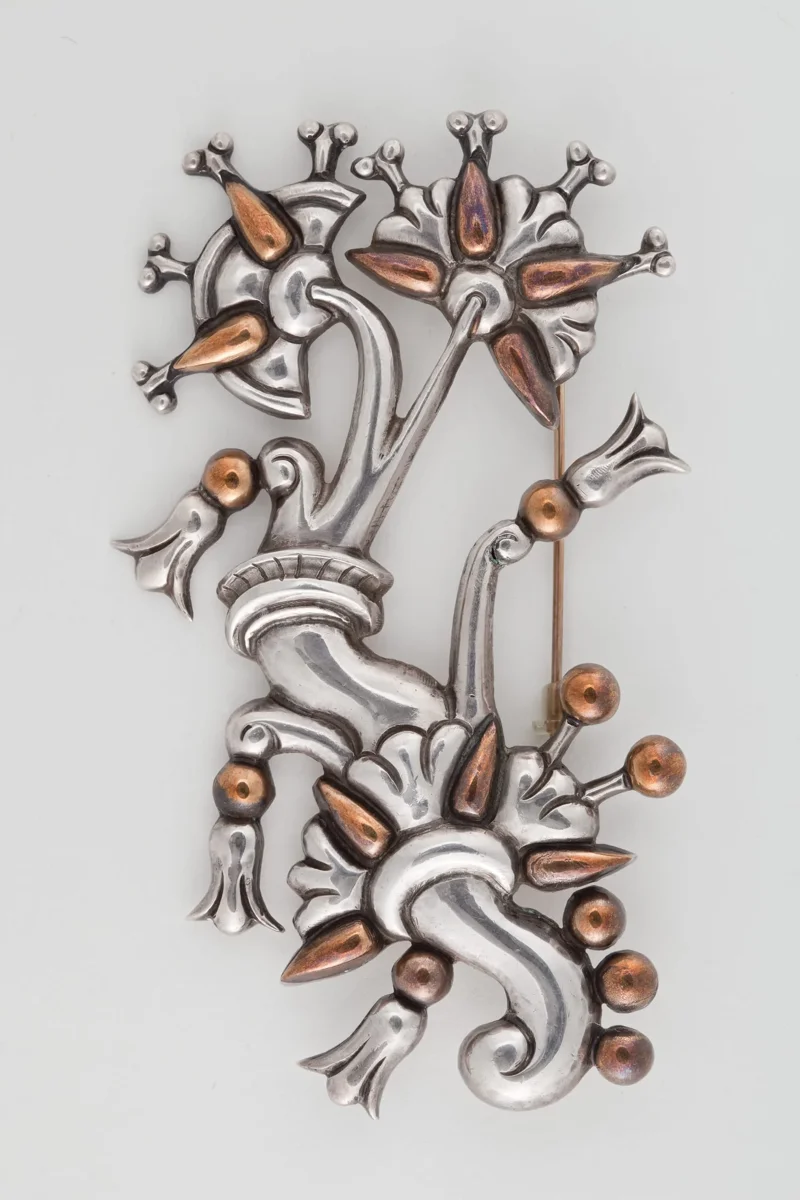 Tree of Life Brooch (Prendedor en forma de Árbol de la Vida)