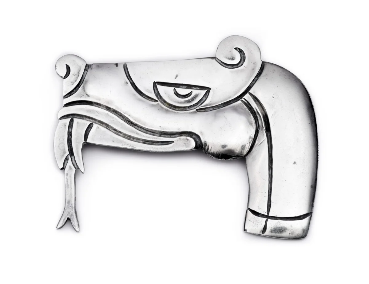 Serpent Brooch (Prendedor en forma de serpiente)