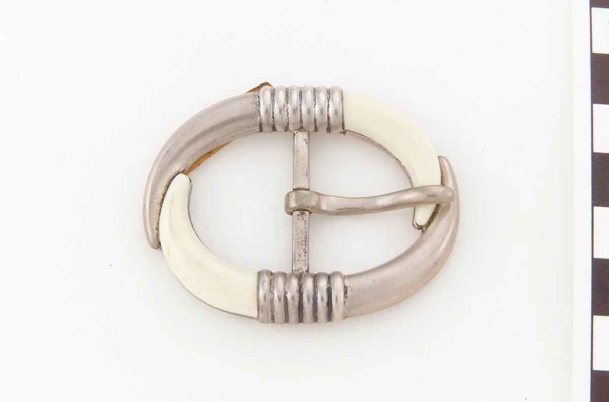 Belt buckle