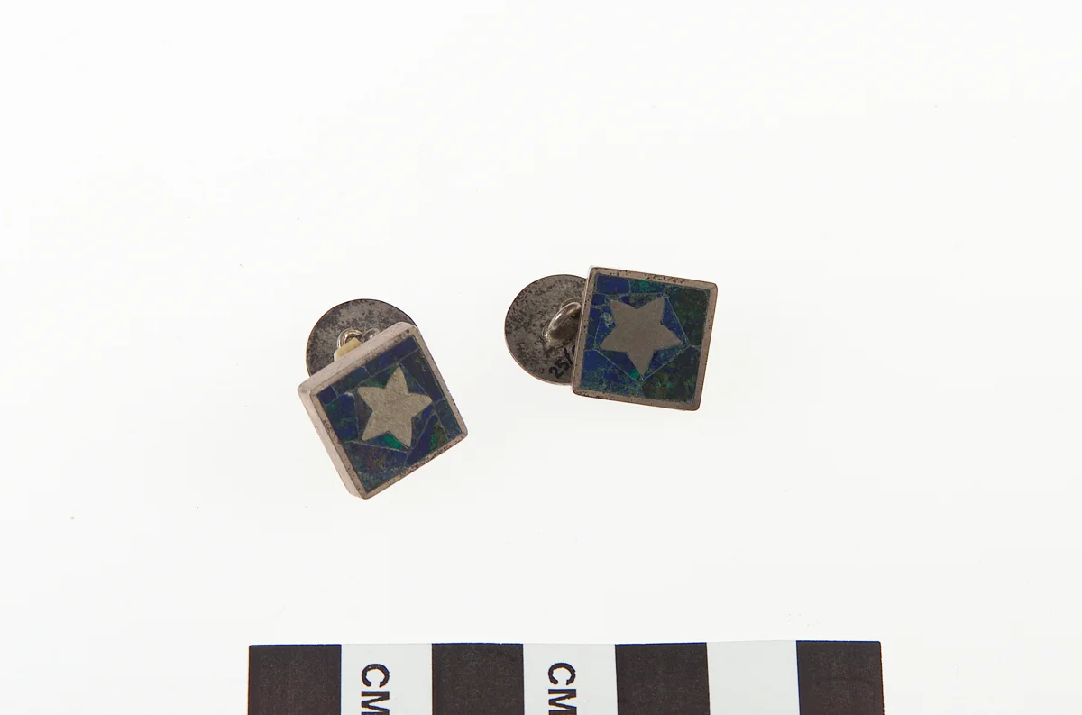 Cuff links