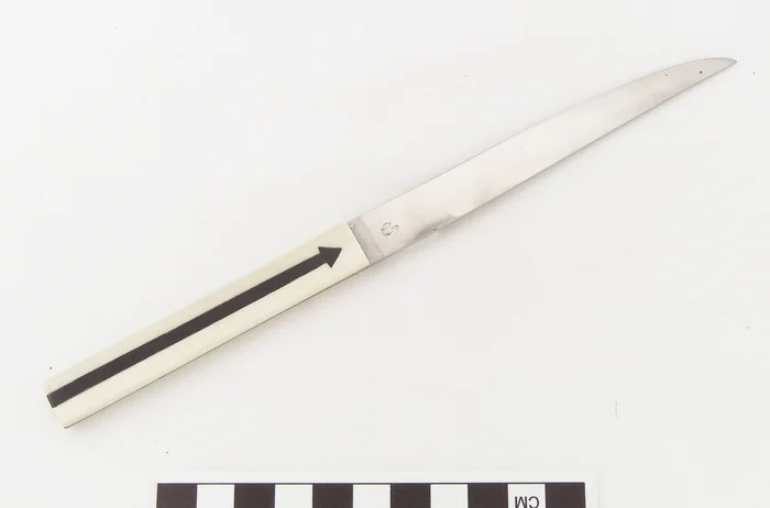 Knife