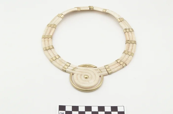Necklace with pendant