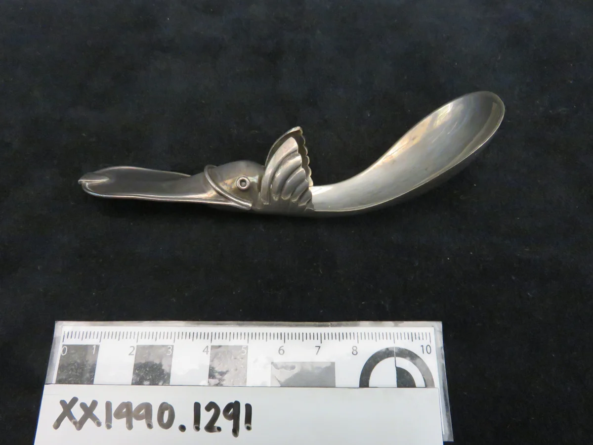 Sugar spoon: duck form