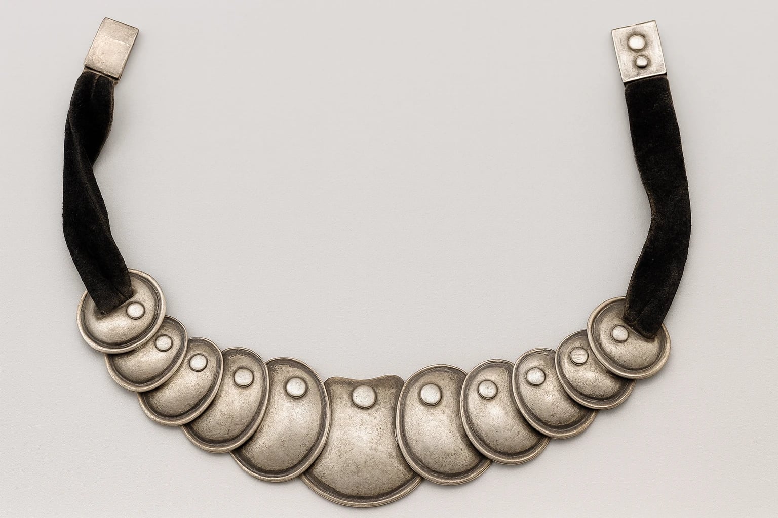 Héctor Aguilar Armadillo Necklace