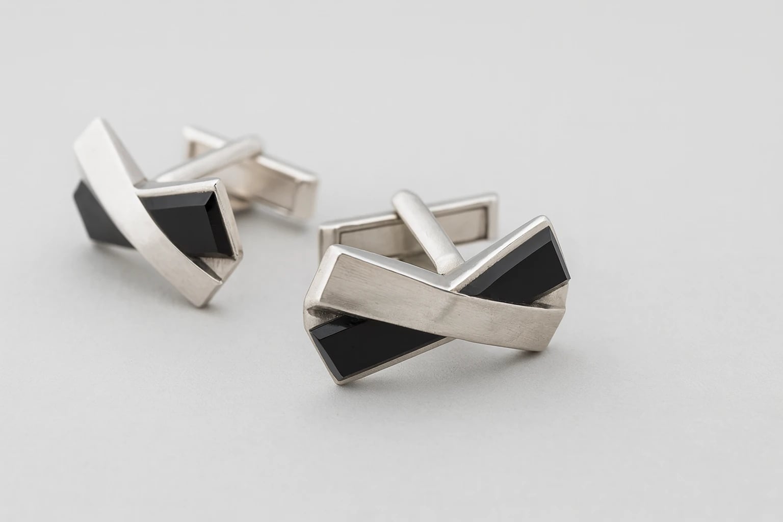 William Spratling Obsidian "X" Shaped Cuff Links
